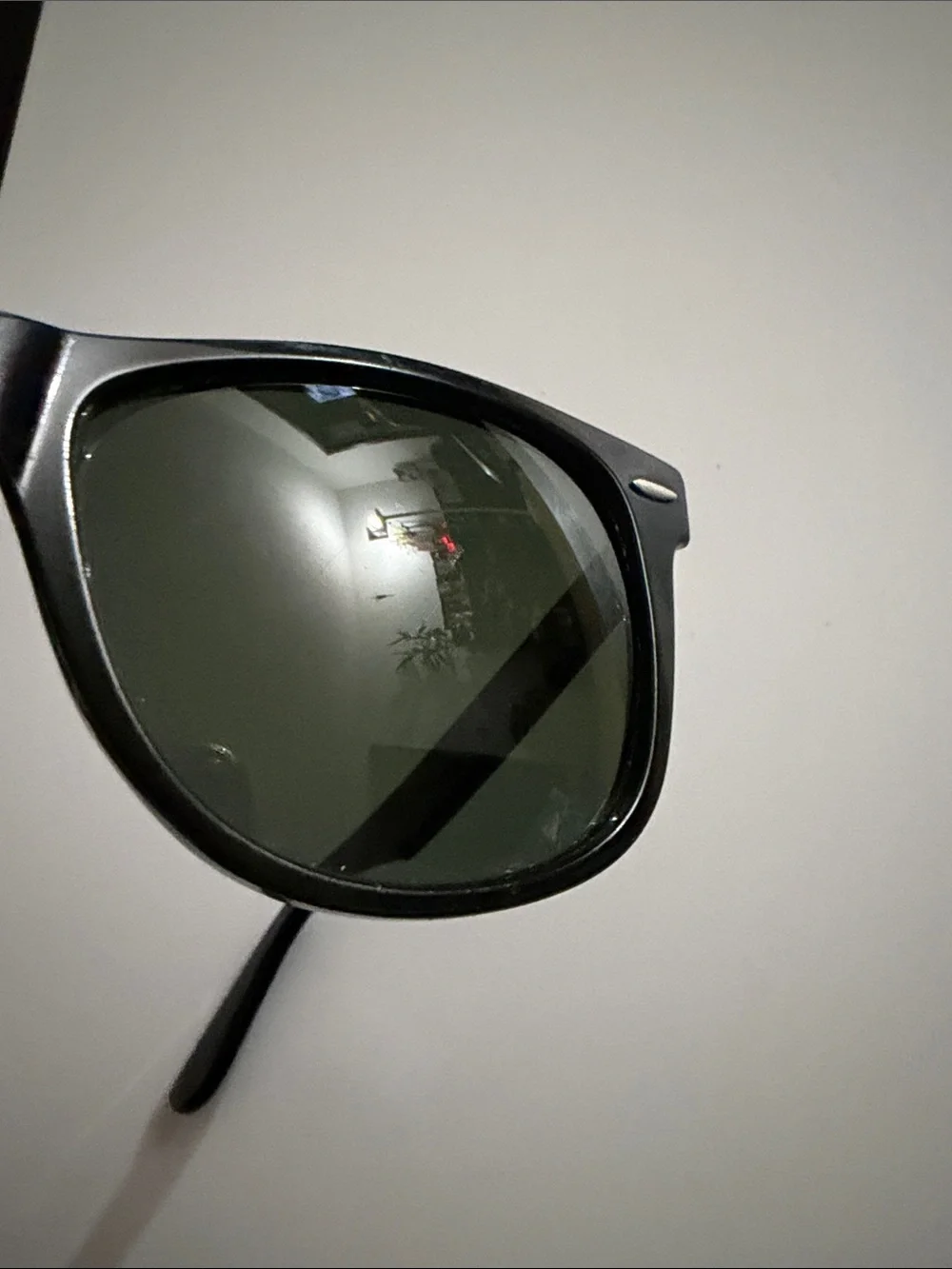 Ray-Ban RB2140 Black Sunglasses with Black Case 54-18-140